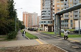 Теперь вместо бетонной дорожки асфальтовая