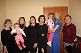 Одинцовские общественники навестили погорельцев в социальном центре