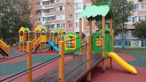 Новая детская площадка на Маршала Жукова, 34а, Комиссия по здравоохранению, социальной политике и качеству жизни граждан