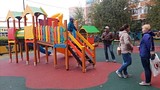 Новая детская площадка на Маршала Жукова, 34а