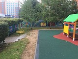 Новая детская площадка на Маршала Жукова, 34а