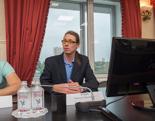 Круглый стол по вопросам налогообложения, Комиссия по промышленности и предпринимательству