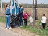 Экологическая акция «Субботник» — «Чистая канавка вдоль нашей дороги»